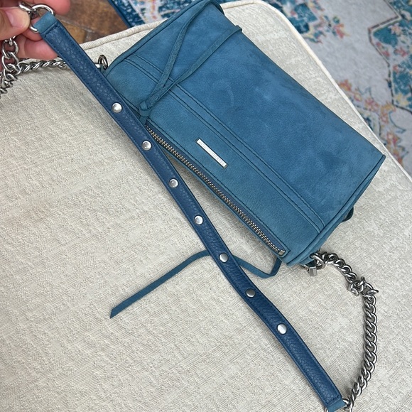 New REBECCA MINKOFF Mini Mac suede crossbody bag cloud blue - Picture 16 of 17